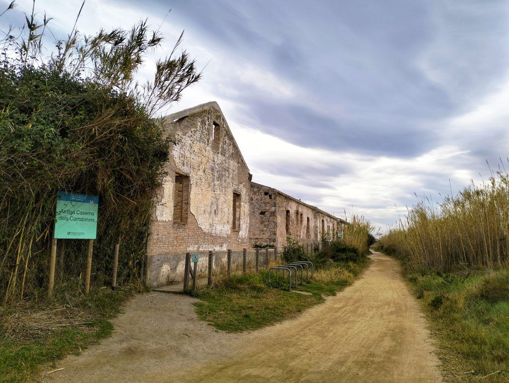 Antigua casa de los carabineros en el Delta del LLobregat