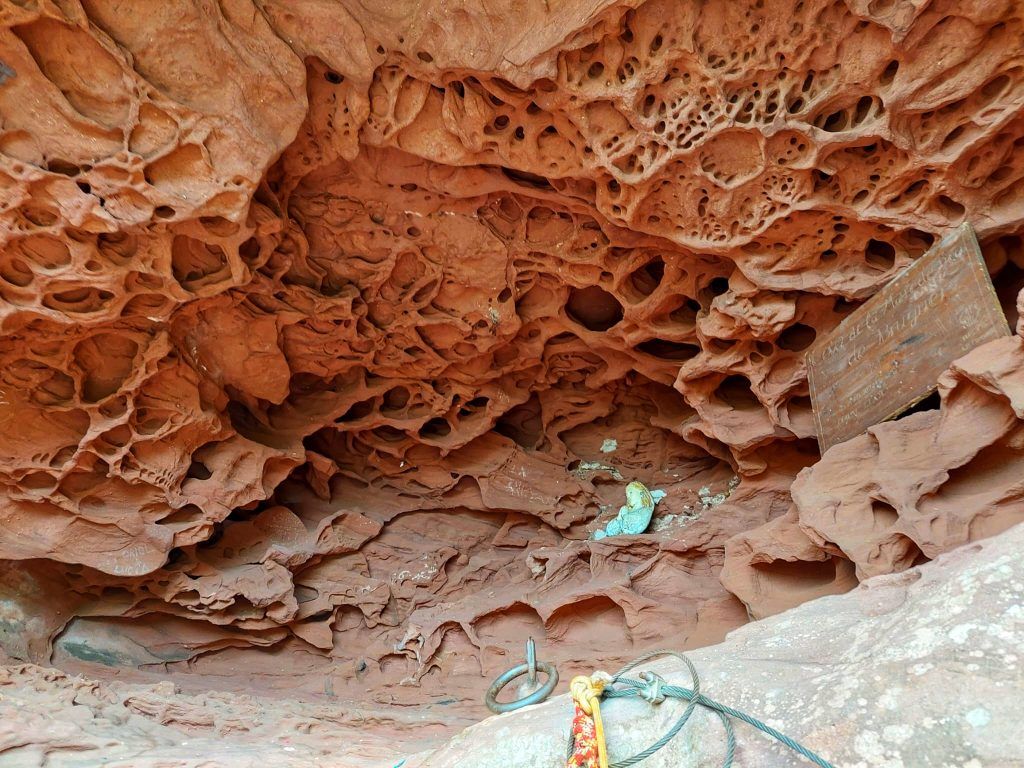 cova de la mare de deu